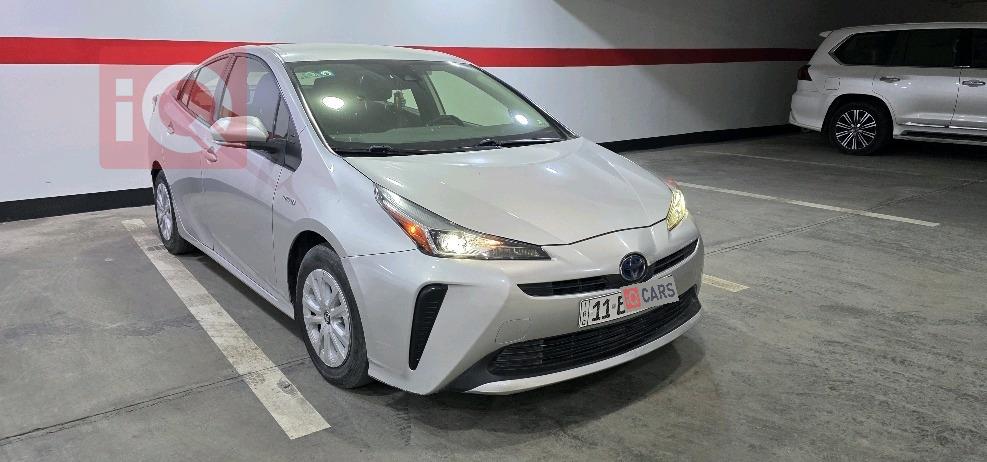 تۆیۆتا پریوس